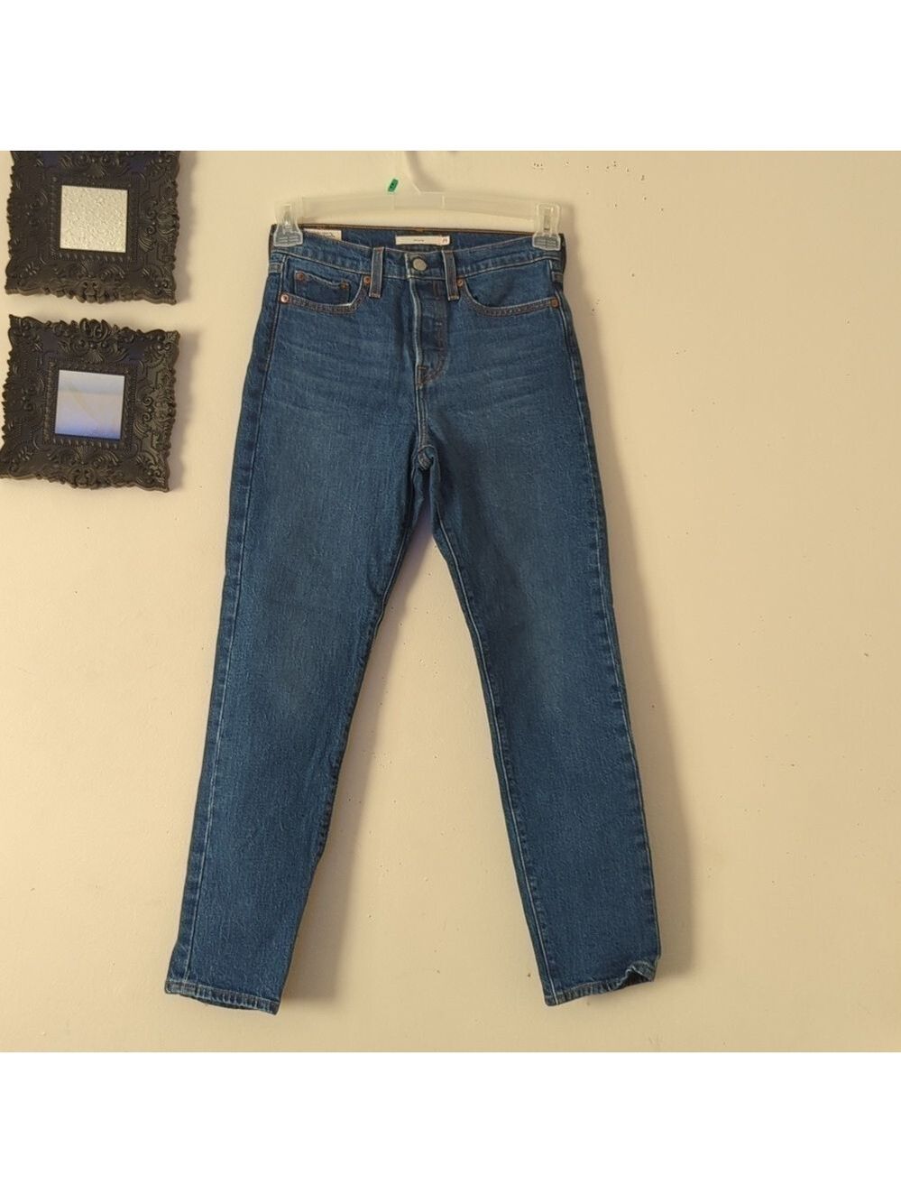 Levi's Women's Wedgie Fit Jeans - Picture 3 of 12
